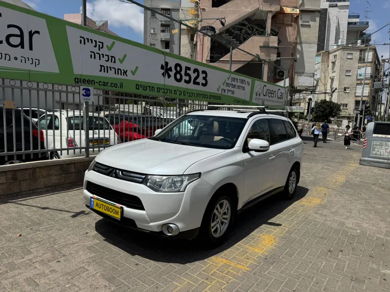 Mitsubishi Outlander 2nd hand, 2013, private hand