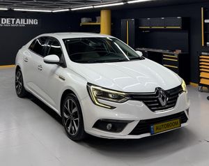 Renault Megane, 2021, photo
