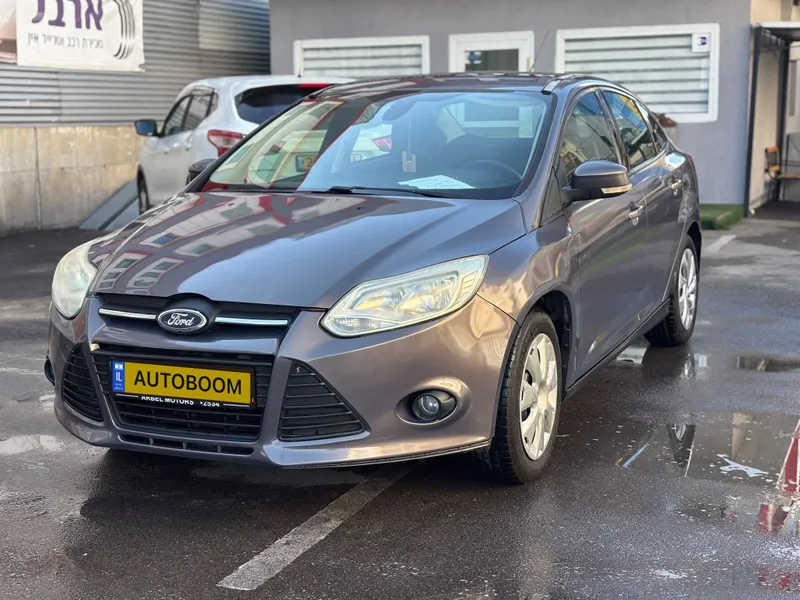 Ford Focus с пробегом, 2014