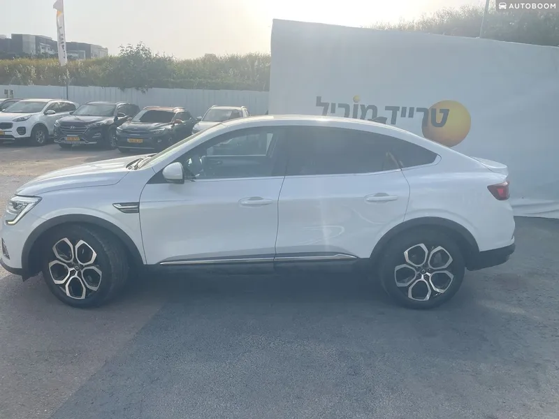 רנו ארקנה יד 2 רכב, 2022