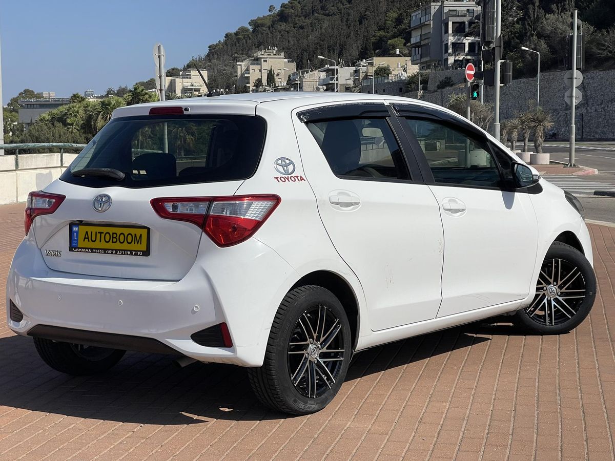 טויוטה יאריס יד 2 רכב, 2019, פרטי