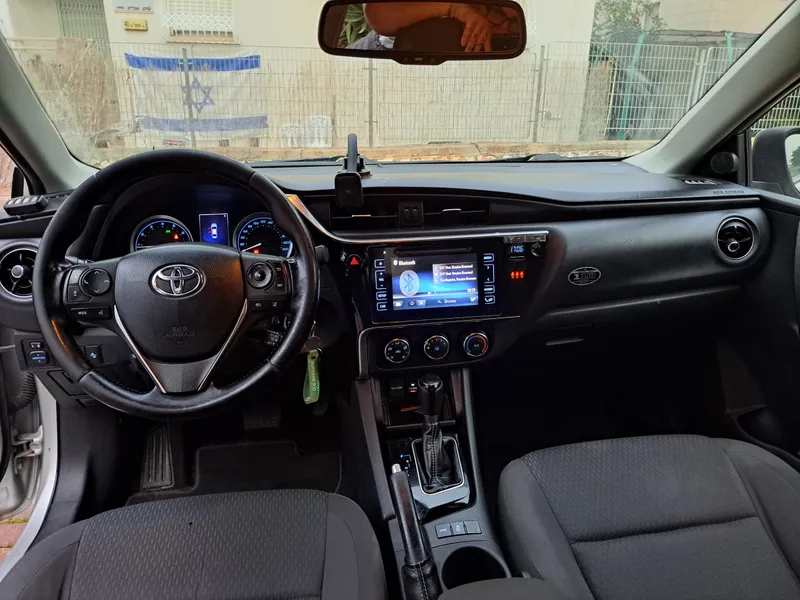 Toyota Corolla 2nd hand, 2016, private hand