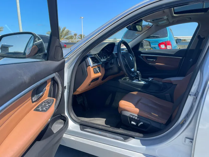 BMW 3 series 2ème main, 2017, main privée