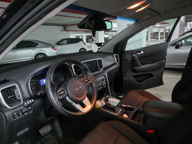 Kia Sportage 2nd hand, 2021, private hand