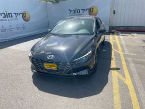 Hyundai Elantra, 2022, photo