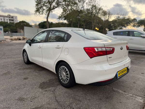 Kia Rio 2nd hand, 2015, private hand