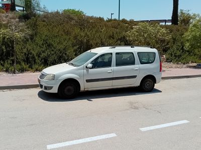 רנו לוגאן יד 2 רכב, 2009, פרטי