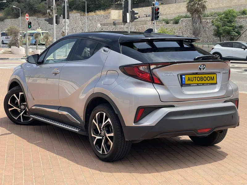 Toyota C-HR 2ème main, 2021, main privée