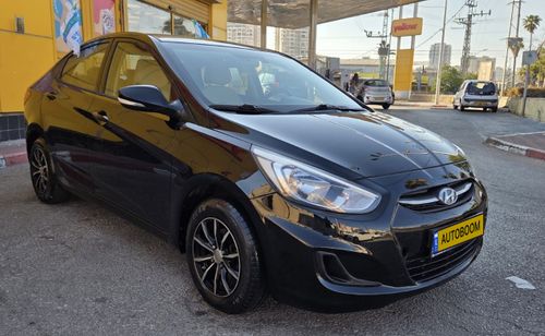 Hyundai i25, 2017, фото