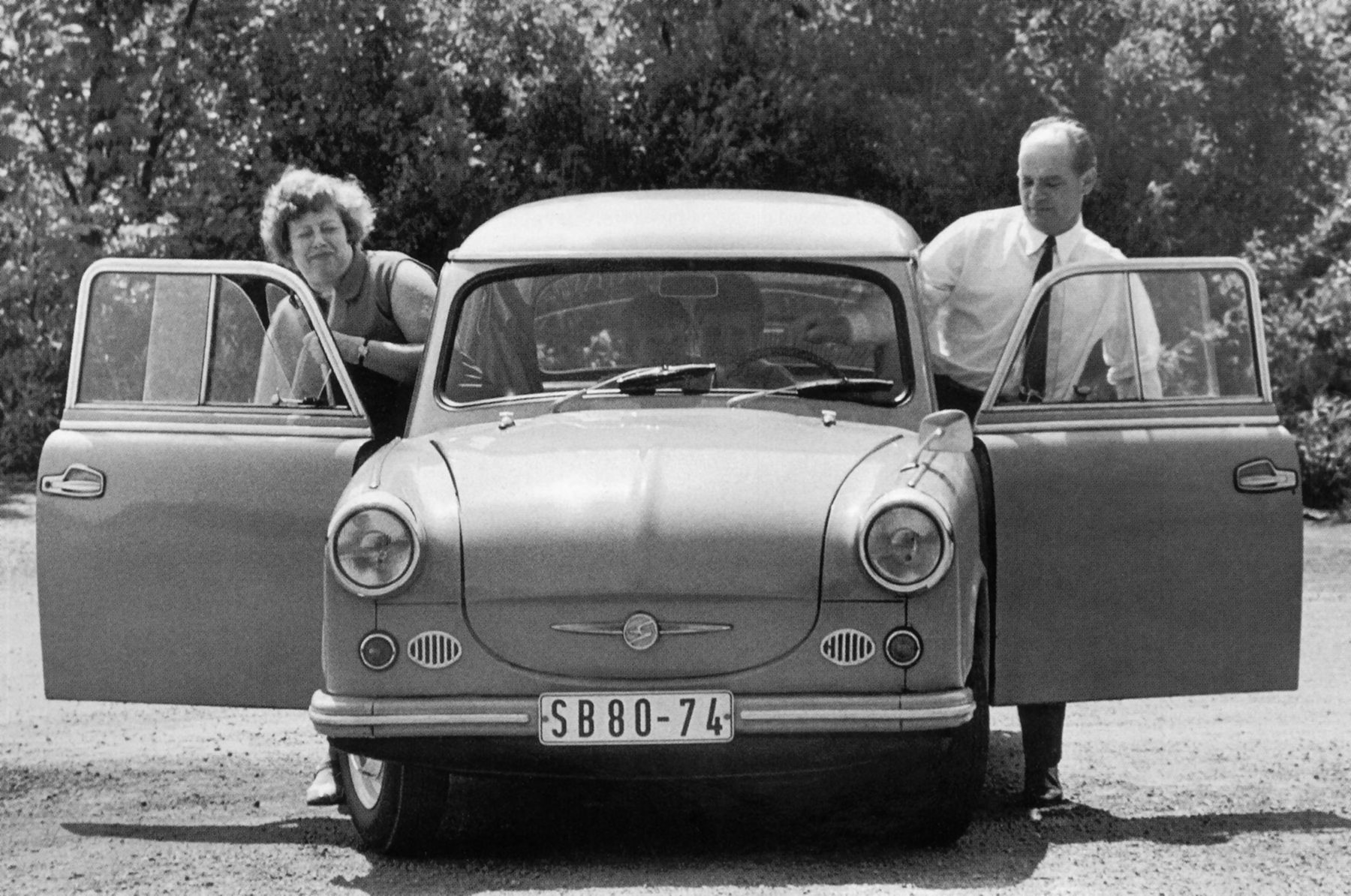 Микроавтобус ифа история в фото. Гдр прототипы. Прототипы автомобилей гдр. Гдр прототипы. Trabant 601 из гдр.