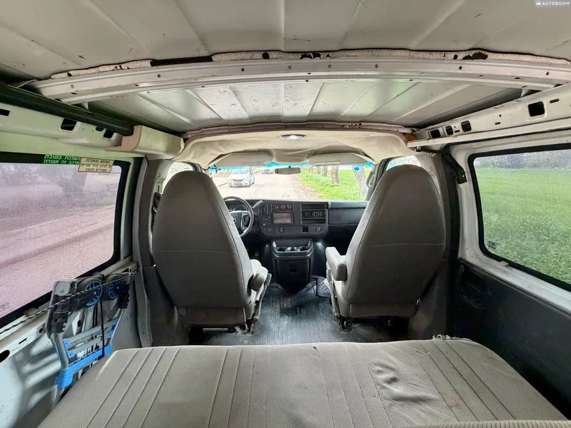 Chevrolet Express с пробегом, 2010, частная