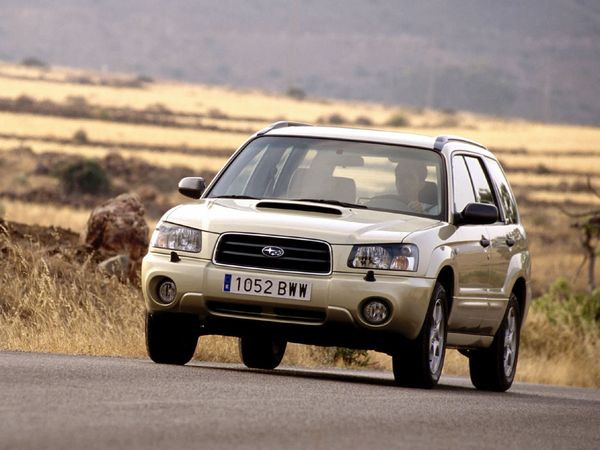 سوبارو فوريستر ‏2002. الهيكل، المظهر الخارجي. SUV ٥ أبواب, 2 الجيل