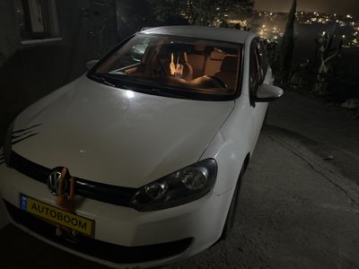 Volkswagen Golf 2nd hand, 2012