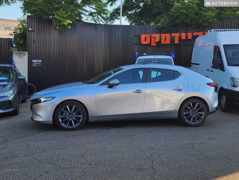 Mazda 3 2ème main, 2021, privée