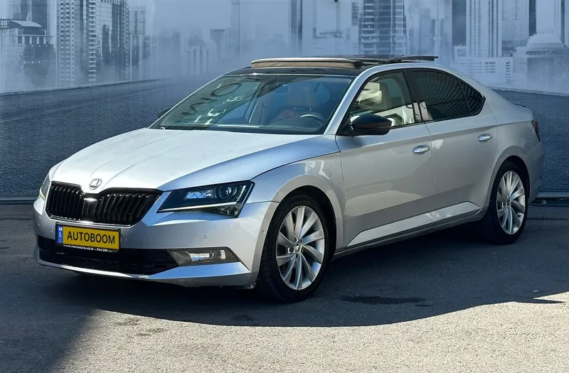 Skoda Superb 2nd hand, 2016, private