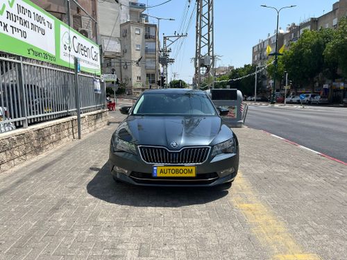 Skoda Superb с пробегом, 2018, частная рука