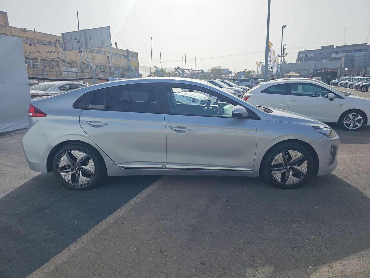 Hyundai IONIQ 2nd hand, 2021