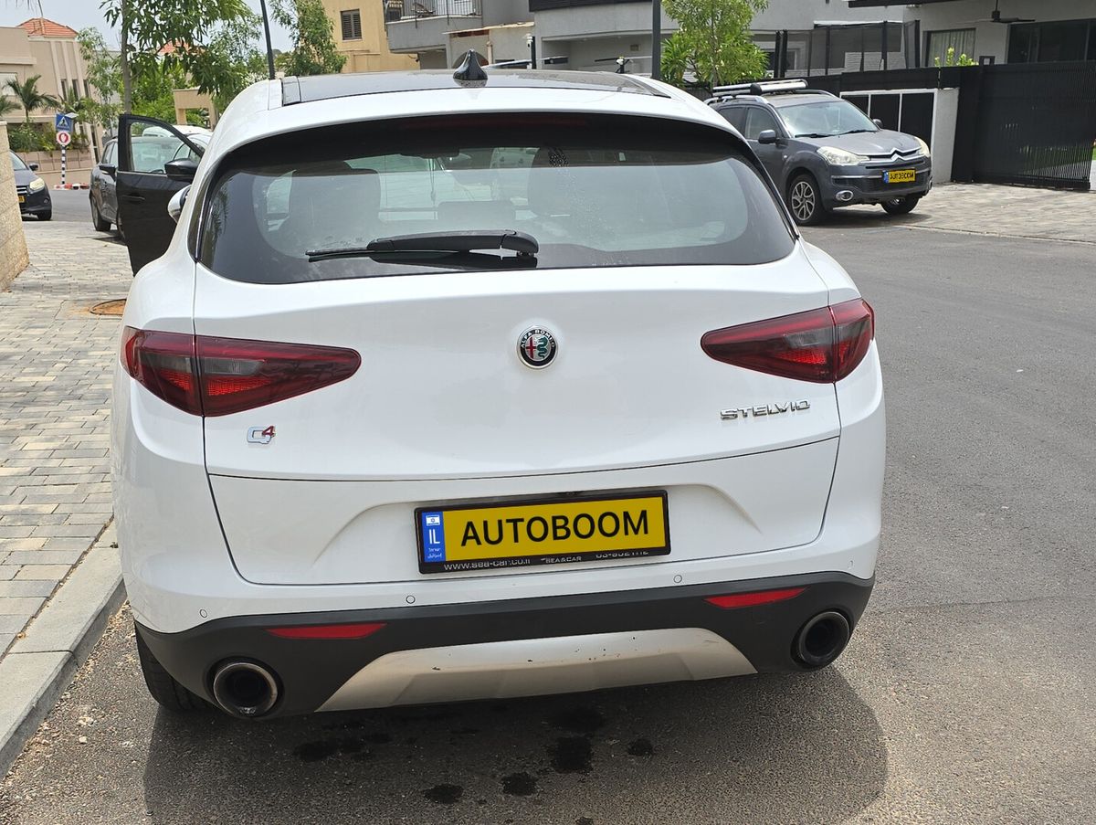 Alfa Romeo Stelvio 2nd hand, 2018, private hand