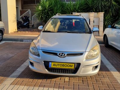 Hyundai i30 2ème main, 2010, main privée