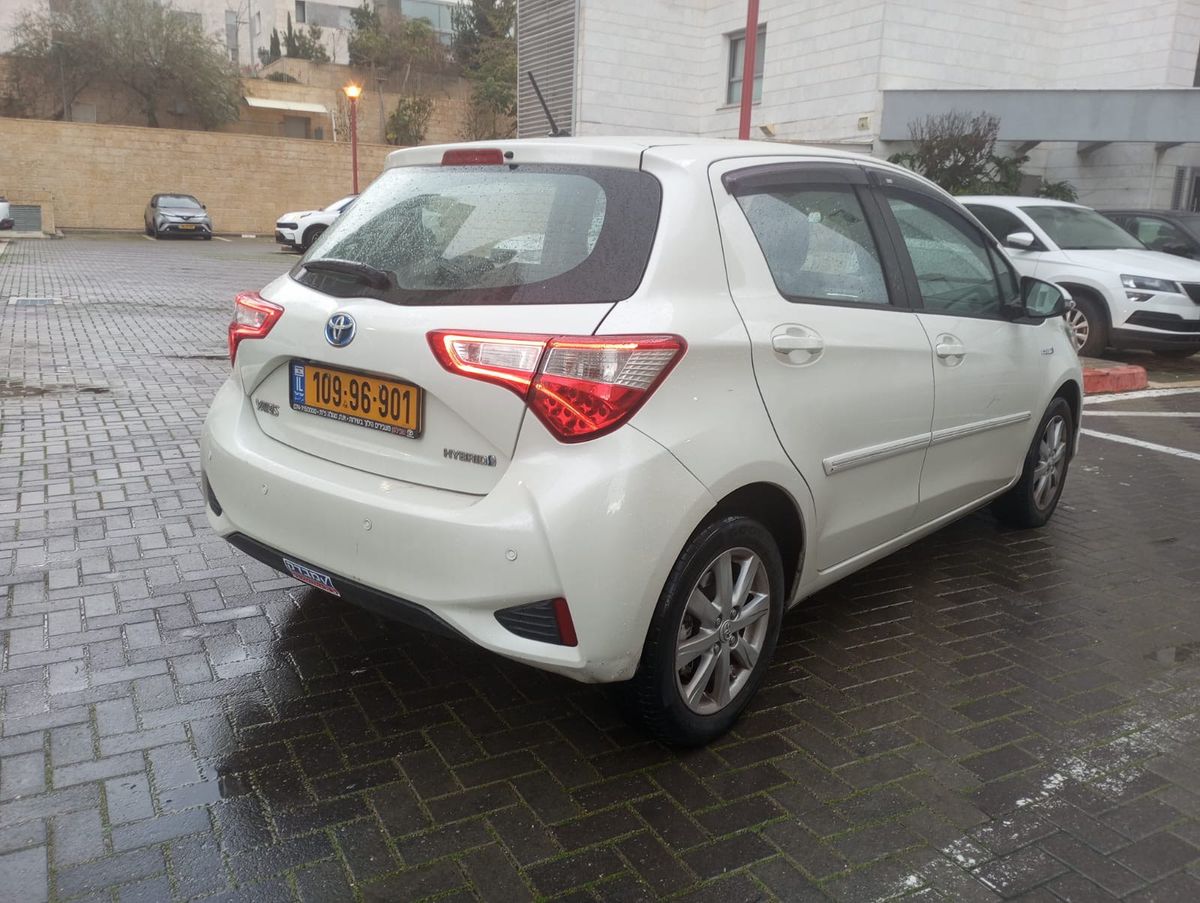 Toyota Yaris 2ème main, 2017, main privée