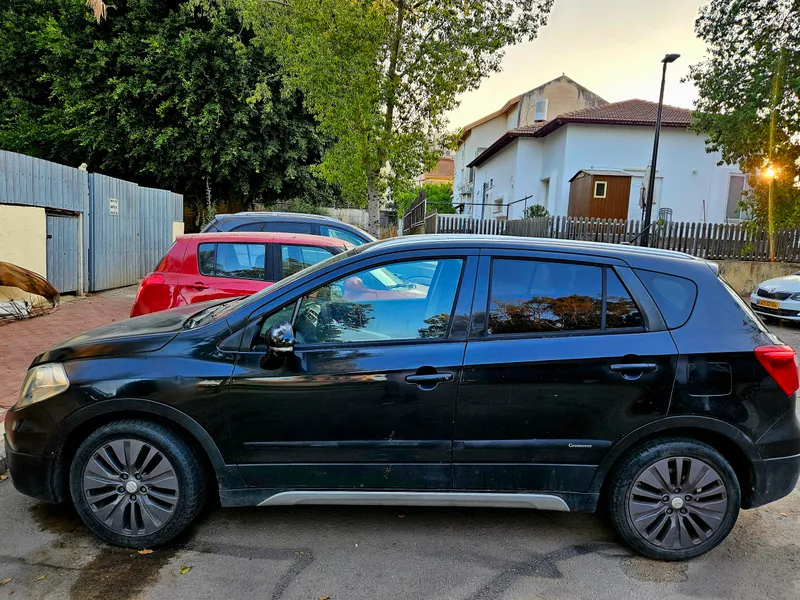 سوزوكي SX4 مستعمل, 2014