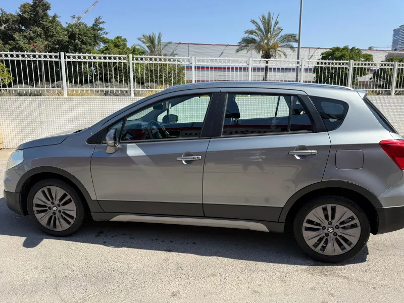 Suzuki SX4 с пробегом, 2015, частная рука
