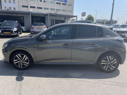 Peugeot 208 2nd hand, 2020, private hand