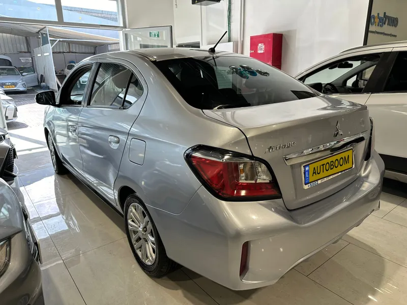 Mitsubishi Attrage 2ème main, 2020