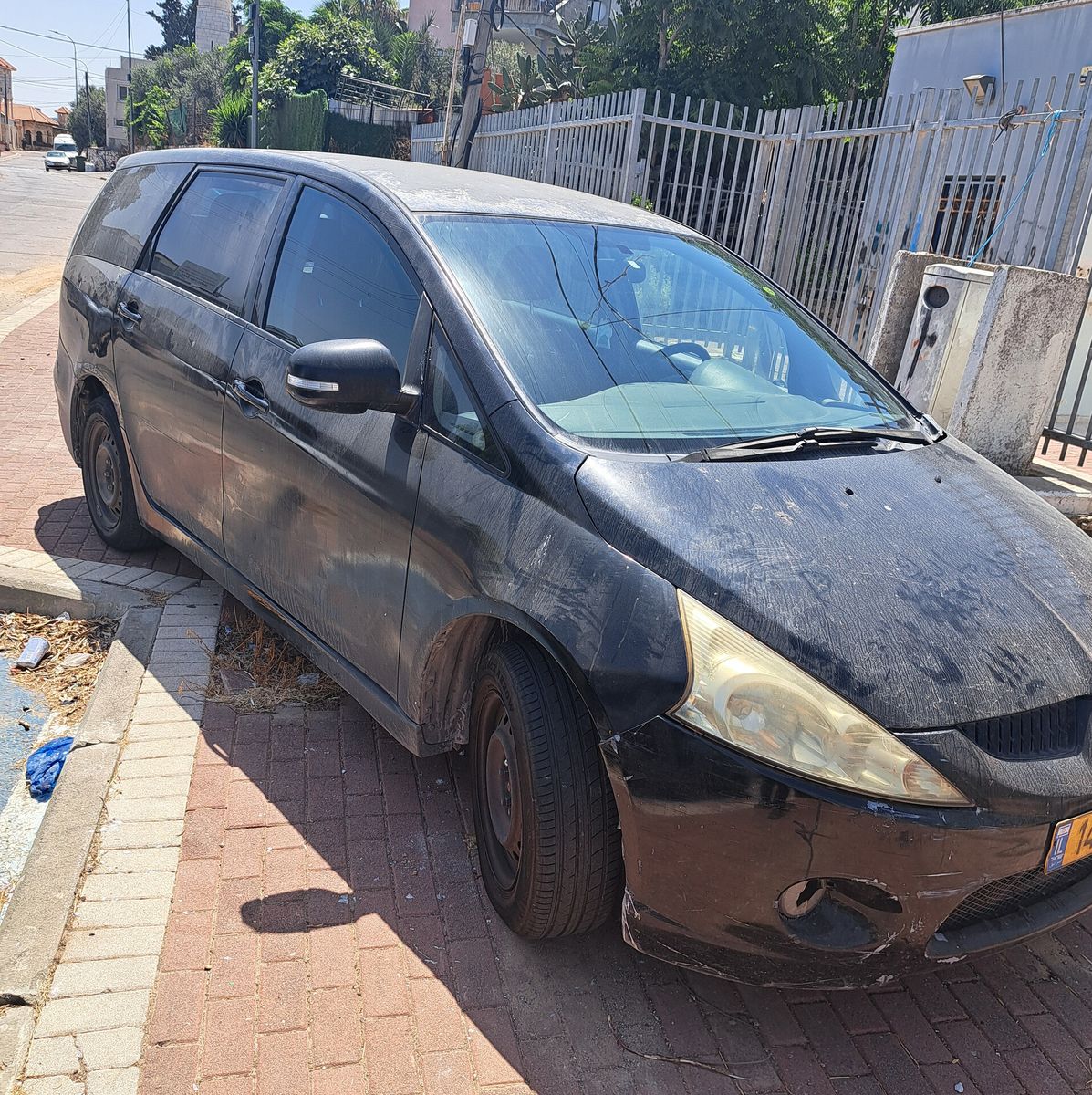Mitsubishi Grandis 2ème main, 2010, main privée