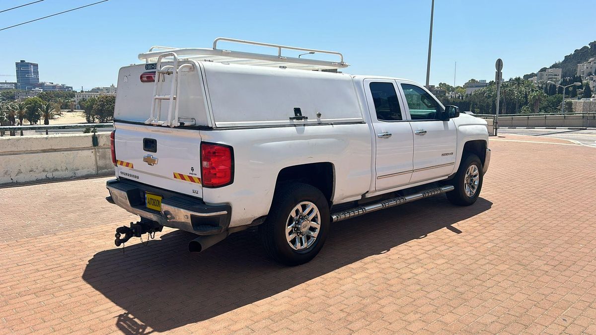 Chevrolet Silverado 2nd hand, 2018, private hand