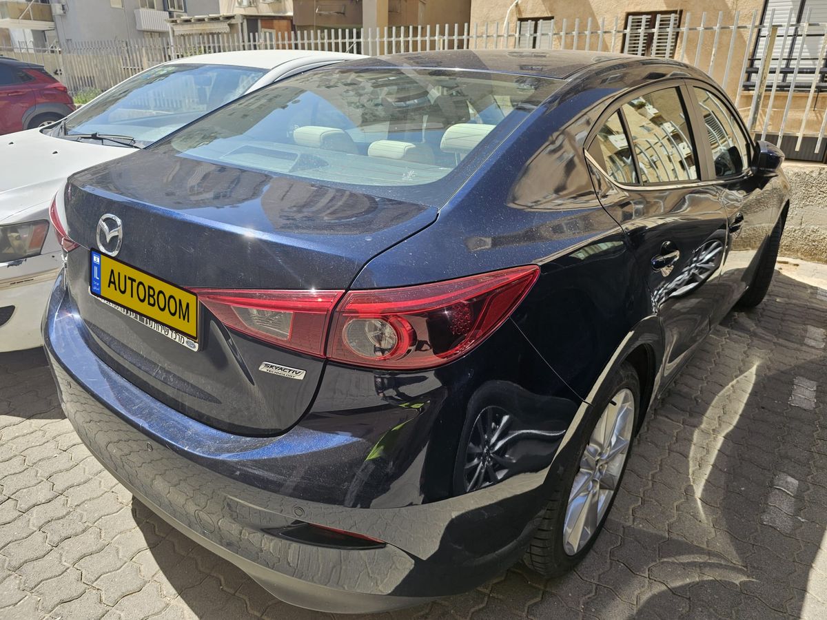 Mazda 3 2ème main, 2018, main privée