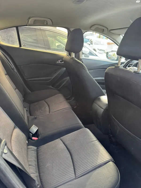 Mazda 3 2ème main, 2014