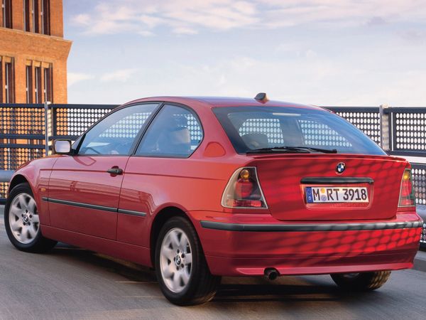 BMW 3 series 2001. Carrosserie, extérieur. Hatchback 3-portes, 4 génération, restyling