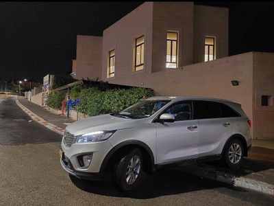 Kia Sorento 2nd hand, 2017, private hand
