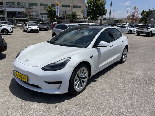 Tesla Model 3, 2021, photo