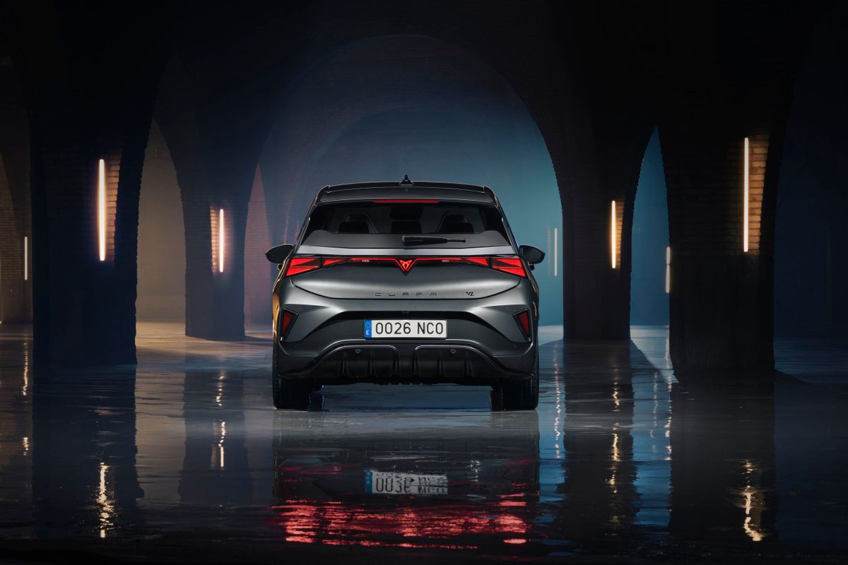 Cupra Born. Кузов.