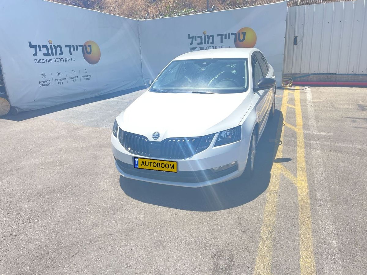 סקודה אוקטביה יד 2 רכב, 2020, פרטי