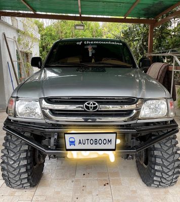 Toyota Hilux с пробегом, 2005, частная рука