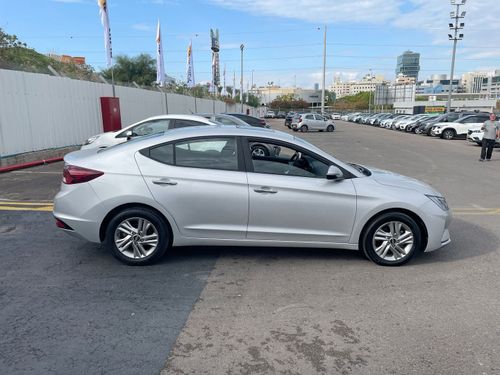 Hyundai Elantra 2ème main, 2019