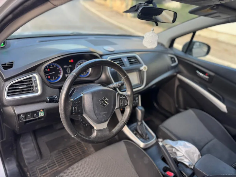 Suzuki SX4 с пробегом, 2015, частная рука