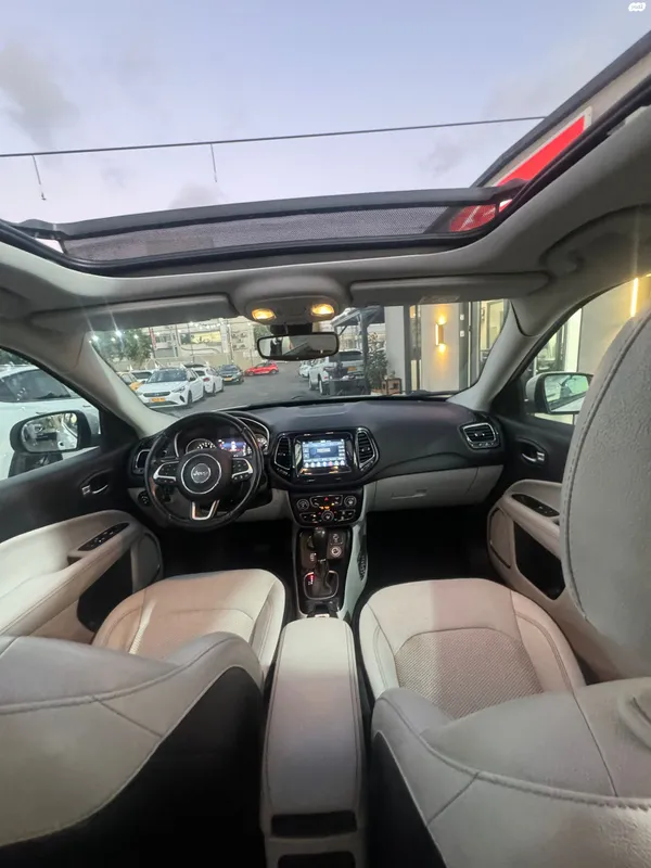 Jeep Compass 2nd hand, 2020, private hand