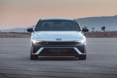 Hyundai Elantra 2023. Кузов, экстерьер. Седан, 7 поколение, рестайлинг