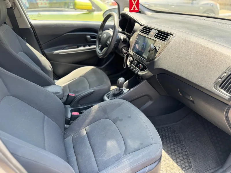 Kia Rio с пробегом, 2013, частная рука