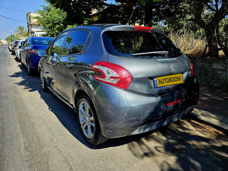 Peugeot 208 2ème main, 2013, main privée