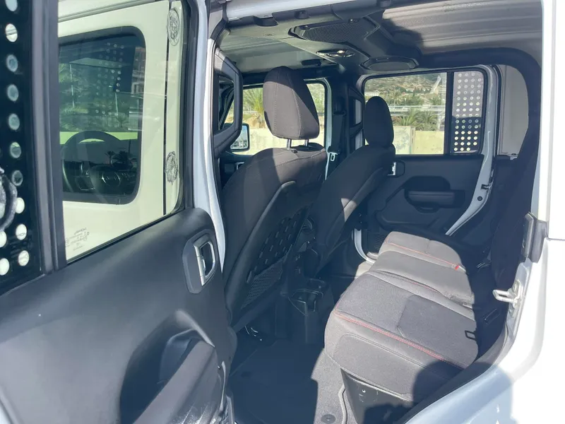 Jeep Gladiator 2nd hand, 2023, private hand