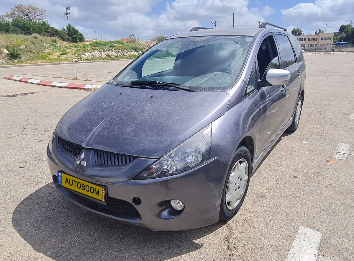 Mitsubishi Grandis 2ème main, 2009