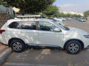 מיצובישי אאוטלנדר‏, 2019, תמונה