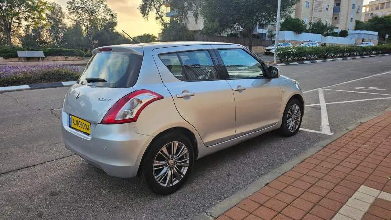 Suzuki Swift 2ème main, 2014, main privée