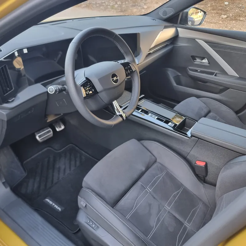 Opel Astra с пробегом, 2024, частная рука