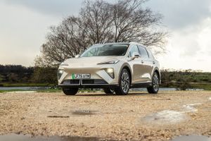 MG S6 ‏2025. هيكل السيارة. إس يو في 5 أبواب, 1 الجيل